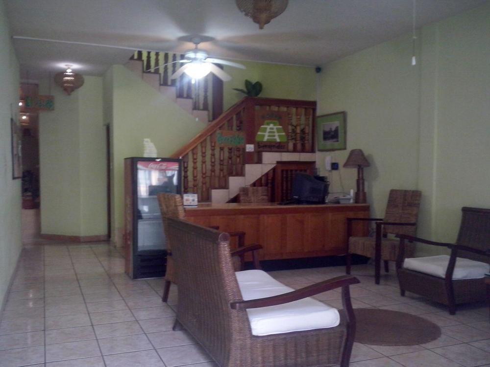 Nakum Hotel Флорес Екстер'єр фото